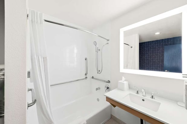 Images Spark by Hilton Branson Meadows