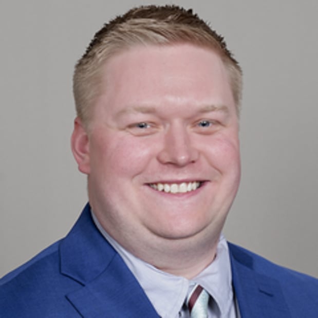 Images Edward Jones - Financial Advisor: Michael Davis