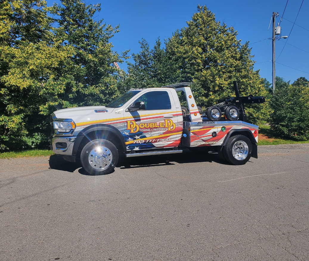 Contact us for Towing Services!