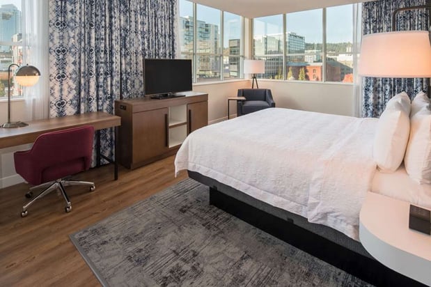Images Hampton Inn & Suites Portland-Pearl District