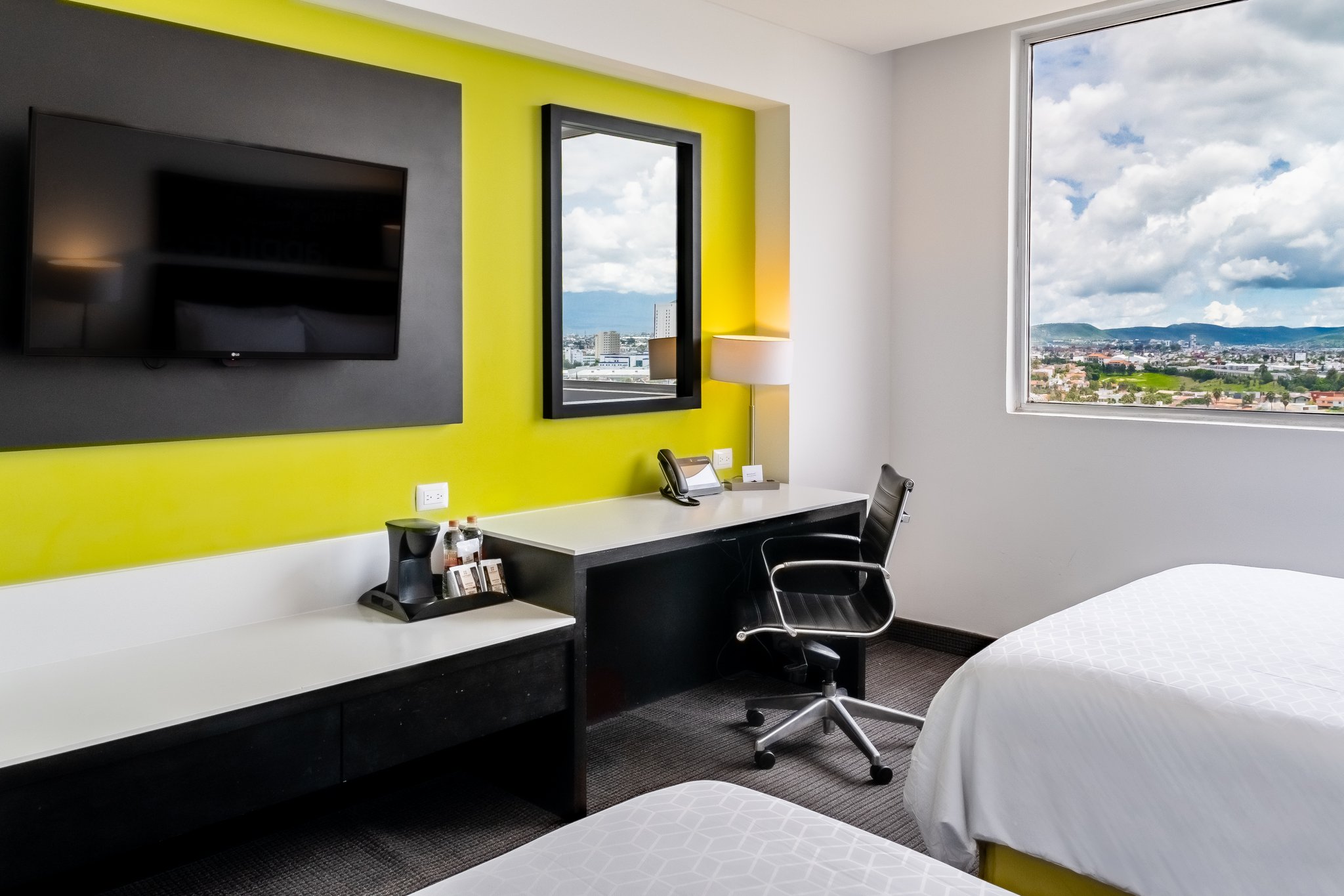 Images Holiday Inn Express & Suites Puebla Angelopolis by IHG