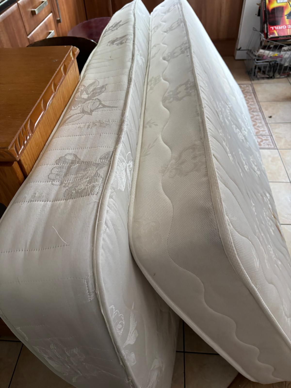 Residential Rubbish Removal, Commercial Waste Removal, Garden Waste Clearance, Construction & Renovation Waste Removal, Attic, Garage & Shed Clearance, Tree Removal & Green Waste Recycling