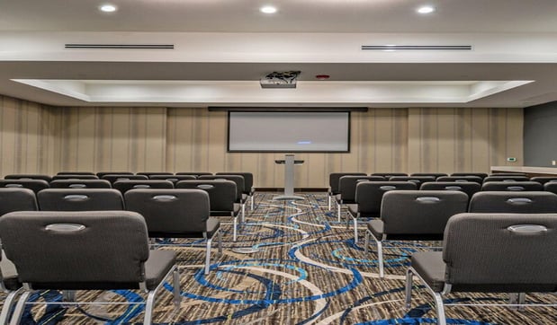 Images Holiday Inn Austin Airport by IHG