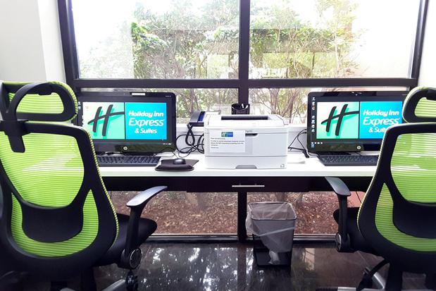 Images Holiday Inn Express & Suites Lawrenceville by IHG