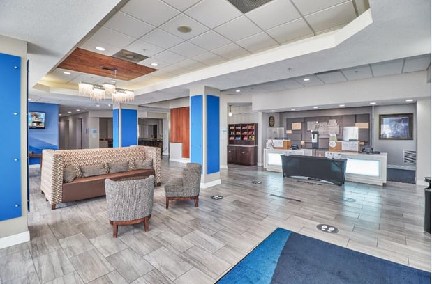 Images Holiday Inn Express & Suites Clearwater/US 19 N by IHG