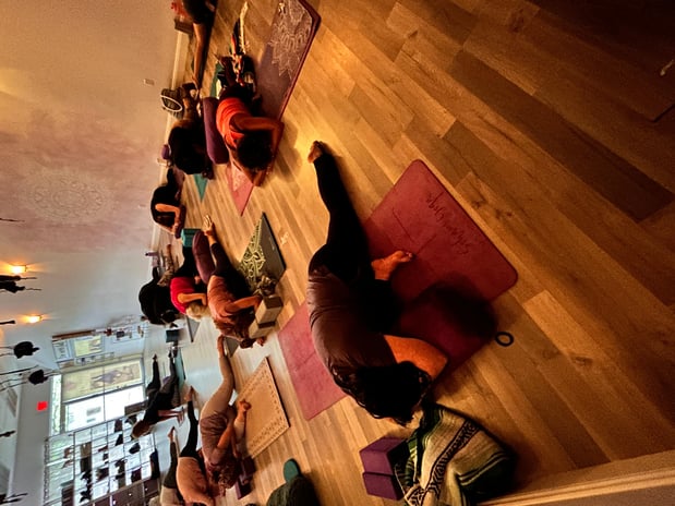Images SOHAM YOGA