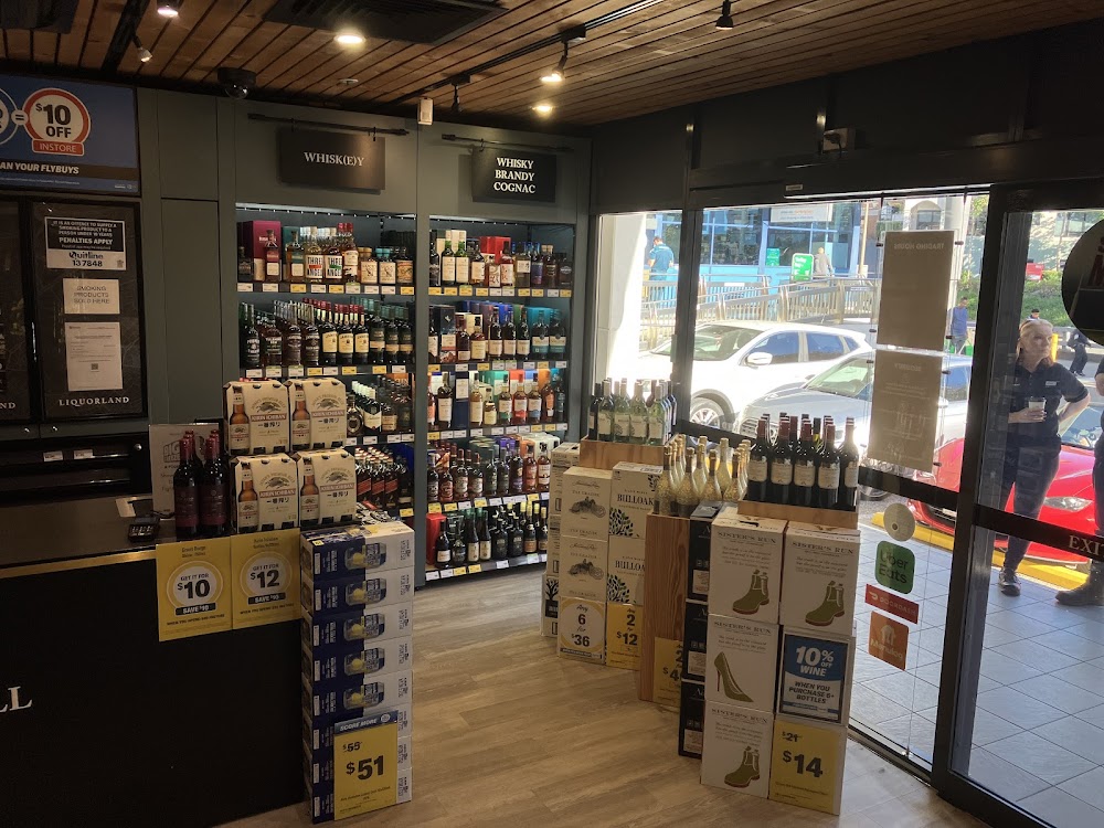 Images Liquorland Spring Hill