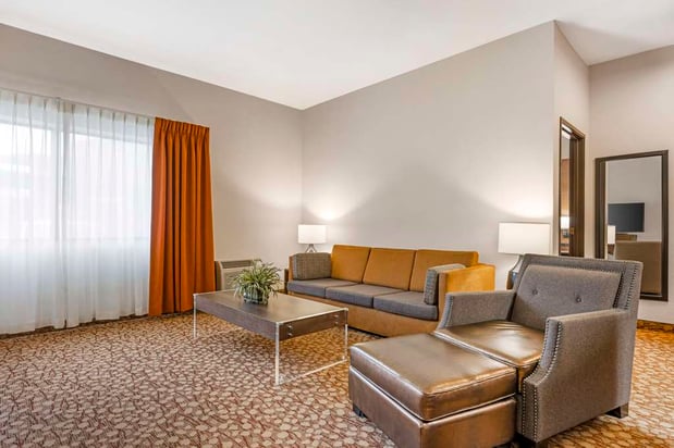 Images Best Western Plus Mill Creek Inn