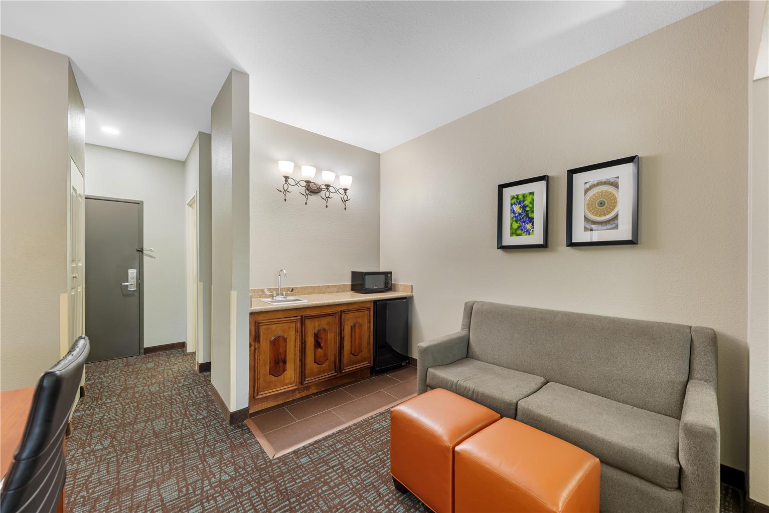 King Room (Sitting Area)