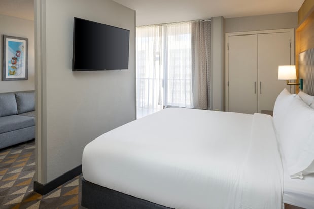 Images Holiday Inn & Suites Orlando SW - Celebration Area by IHG