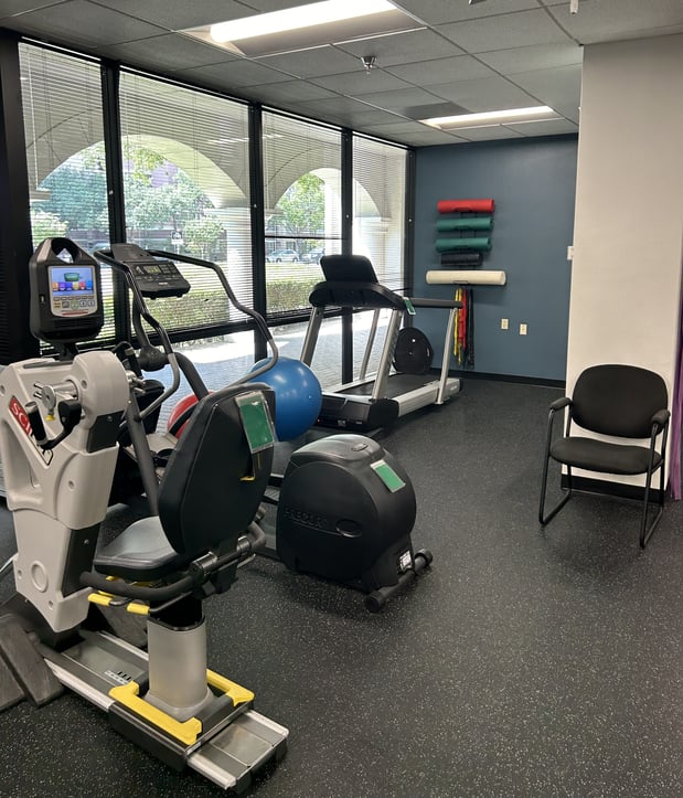 Images Vista Physical Therapy - Irving, E. Las Colinas Blvd.
