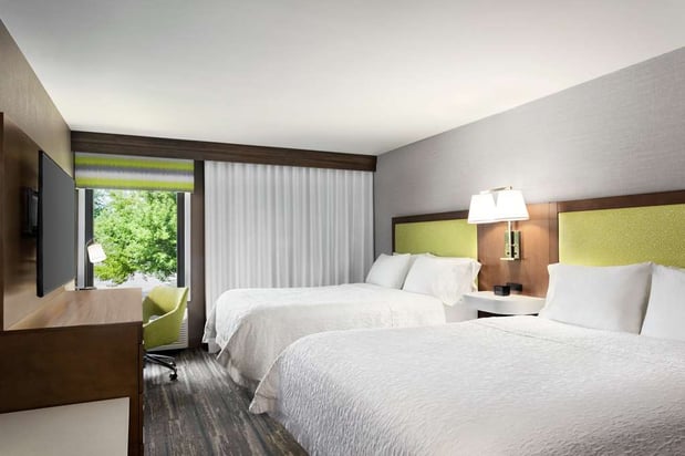 Images Hampton Inn Milwaukee/Brookfield