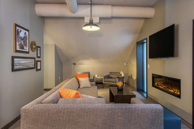 Images Hotel Saranac, Curio Collection by Hilton