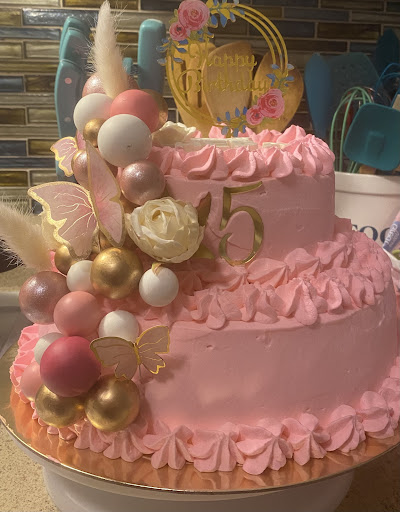 Images Selam’s Bakery, and Decor