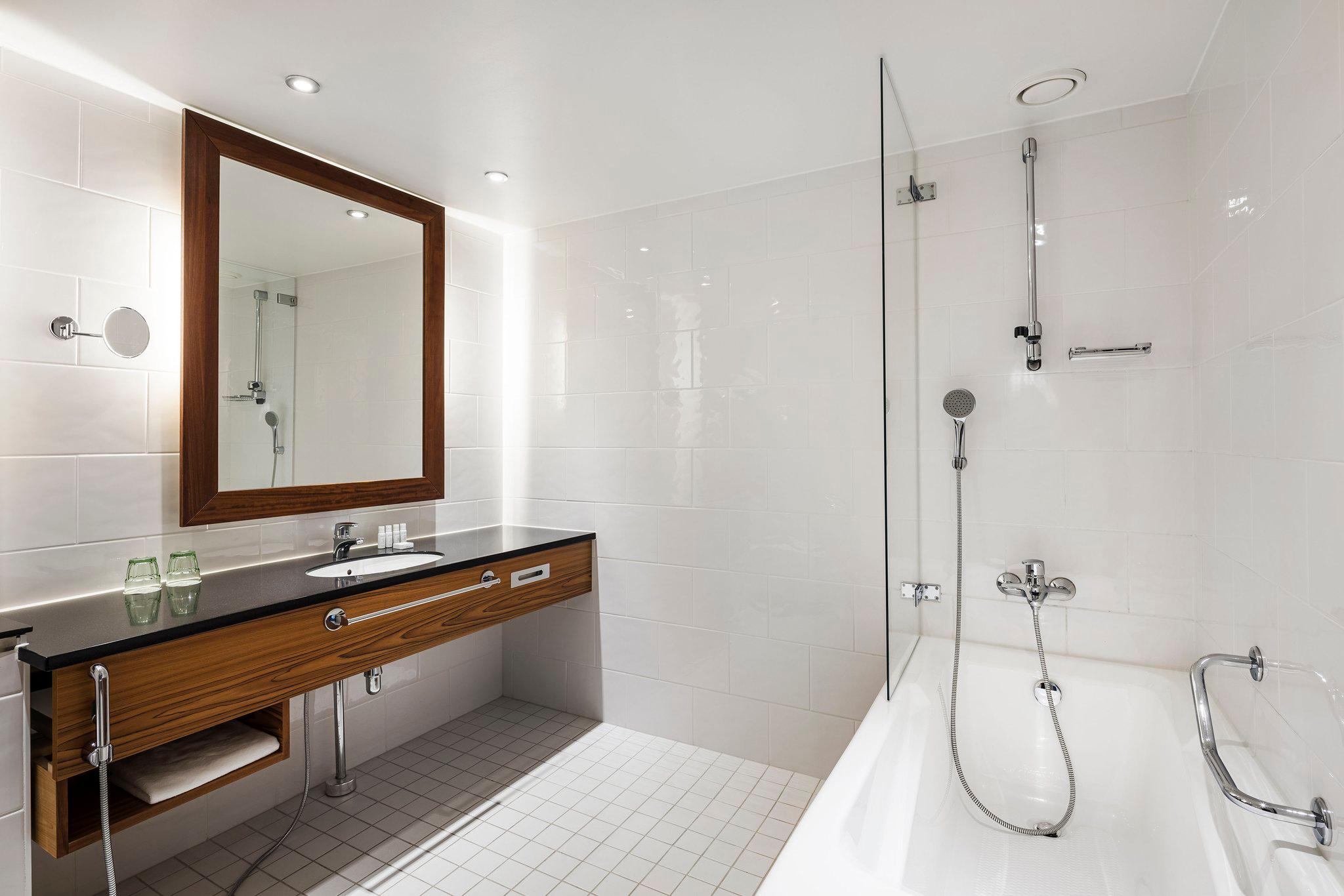 Images Crowne Plaza Helsinki - Hesperia by IHG