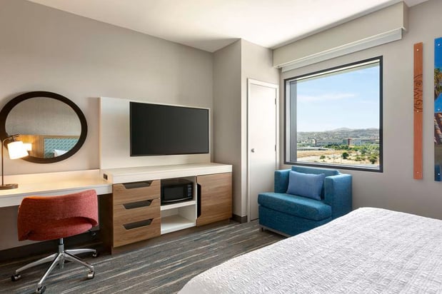 Images Hampton Inn & Suites San Mateo-San Francisco Airport