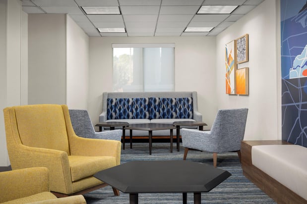 Images Holiday Inn Express & Suites Greensboro - Airport Area by IHG