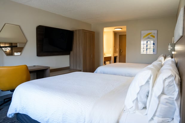 Images Holiday Inn Express Frazer-Malvern by IHG