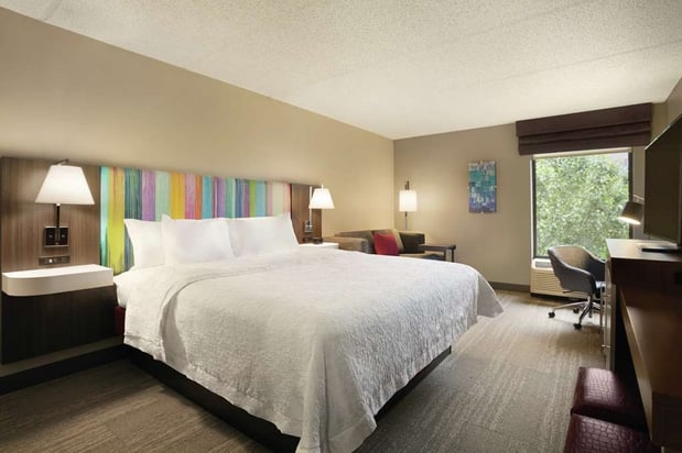 Images Hampton Inn Houston-Brookhollow