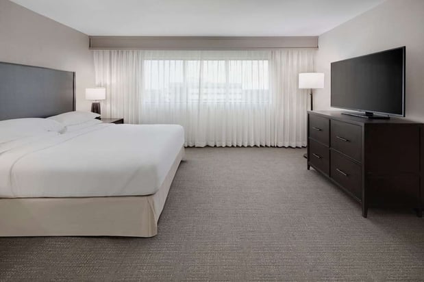 Images Embassy Suites by Hilton Detroit Troy Auburn Hills