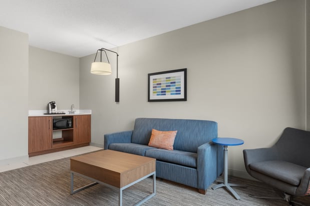 Images Holiday Inn Express & Suites Coralville by IHG