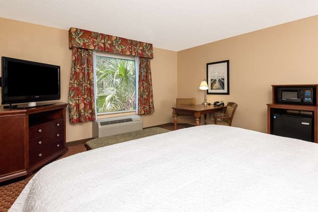 Images Hampton Inn & Suites Florence-North-I-95