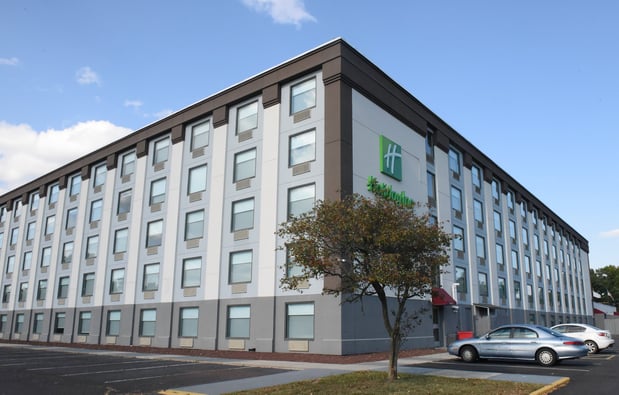 Images Holiday Inn Piscataway - Somerset by IHG