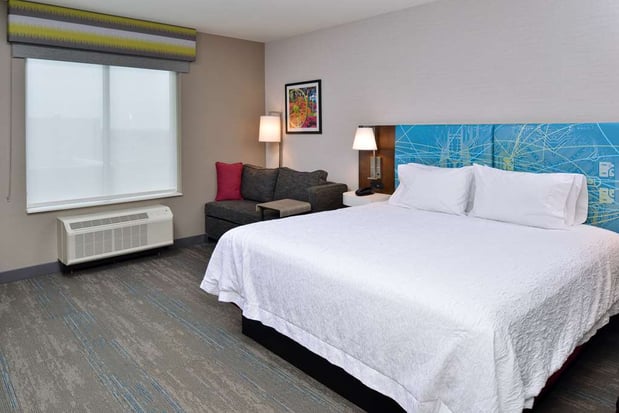 Images Hampton Inn & Suites Adrian