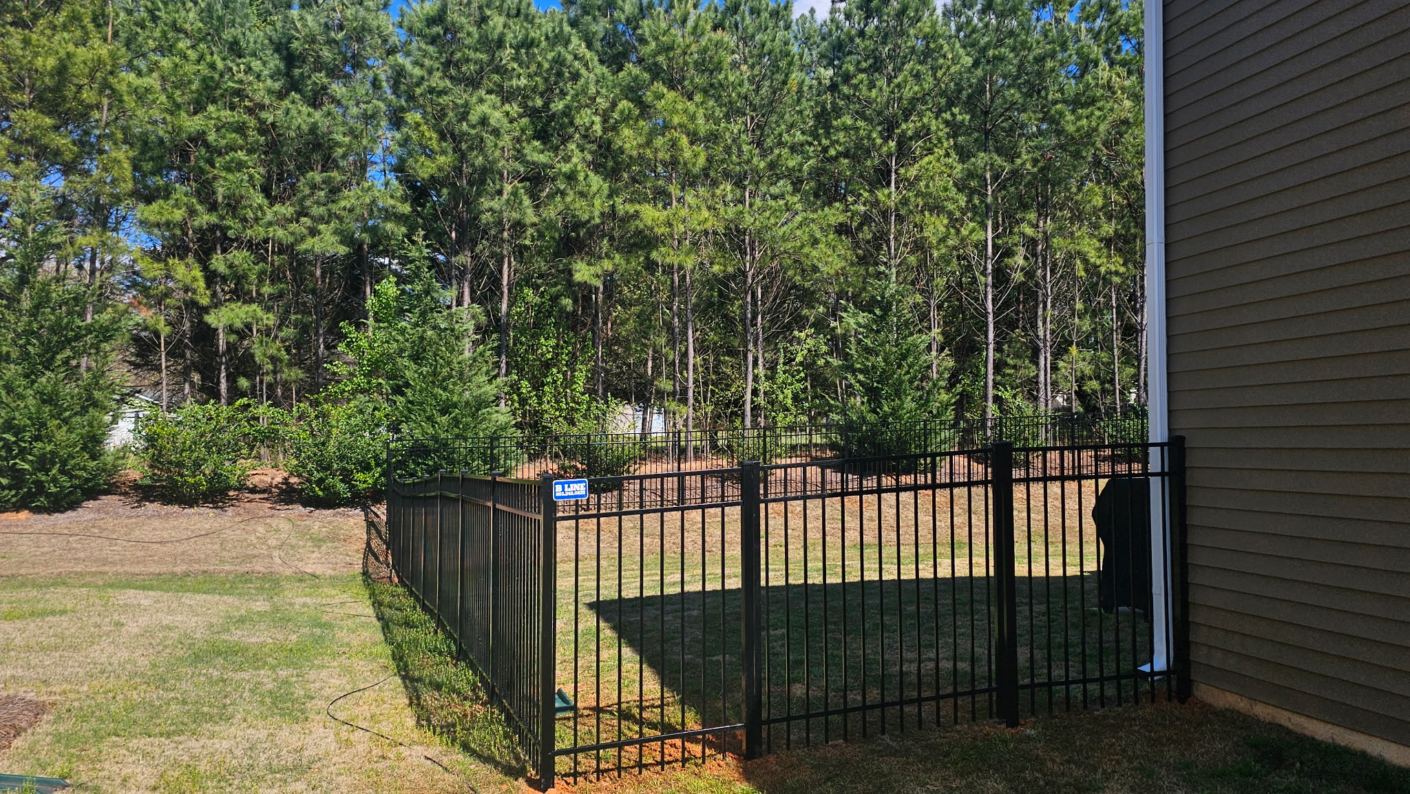 Aluminum brunswick fence install