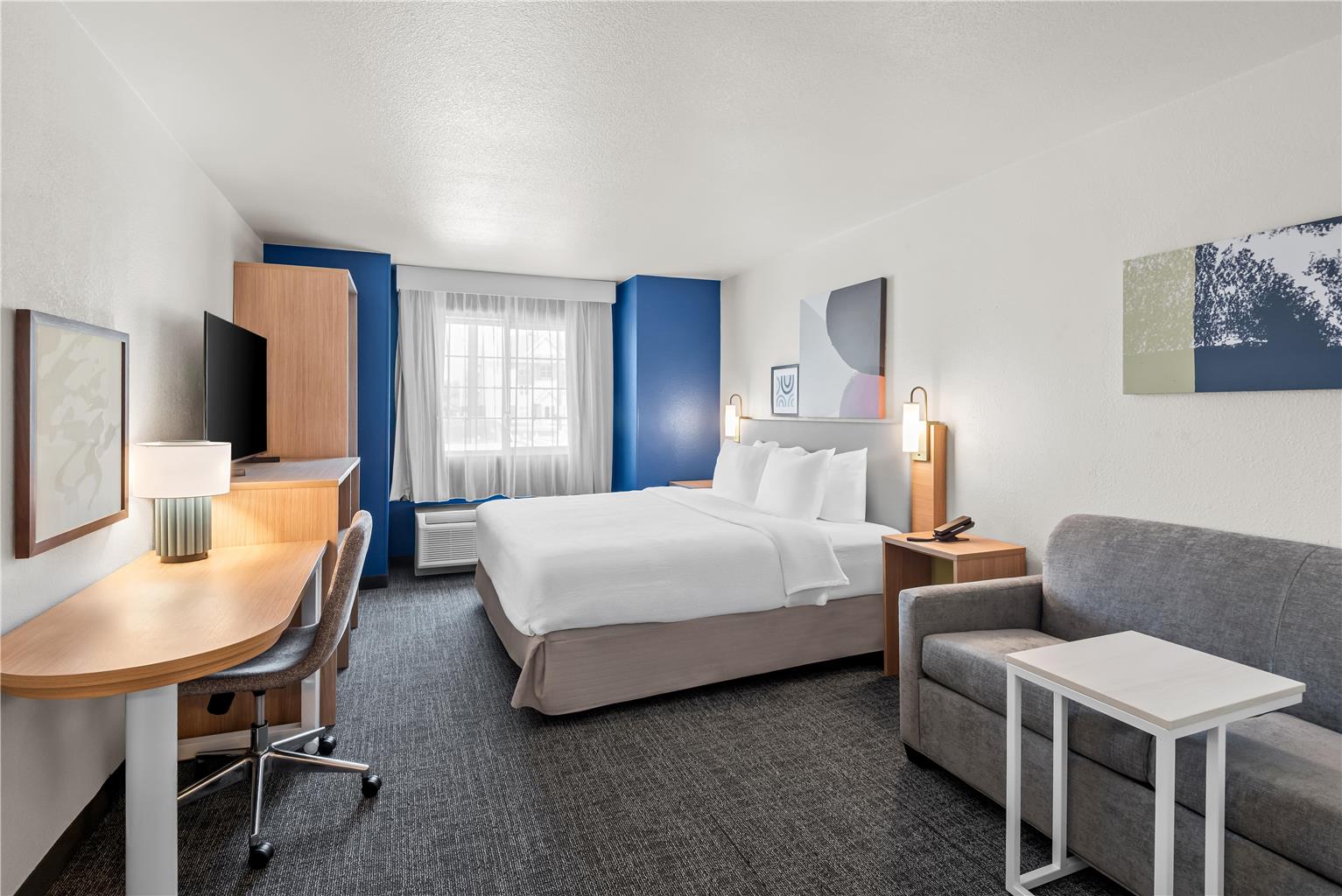 Guest room 