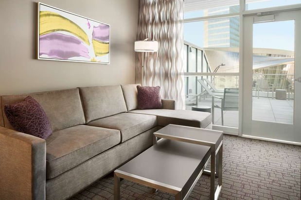 Images Embassy Suites by Hilton Charlotte Uptown