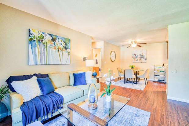 Images Tuscany Hills Apartments