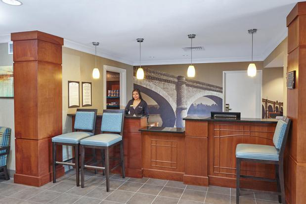 Images Staybridge Suites Chicago - Lincolnshire by IHG