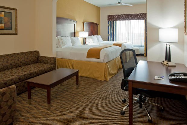 Images Holiday Inn Express & Suites Austin South-Buda, an IHG Hotel