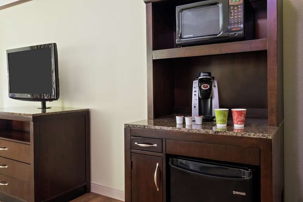 Images Hilton Garden Inn West Palm Beach Airport