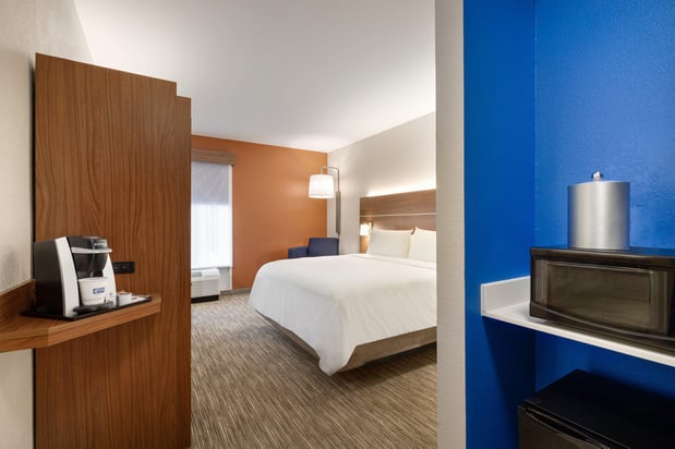 Images Holiday Inn Express & Suites Opelika Auburn by IHG