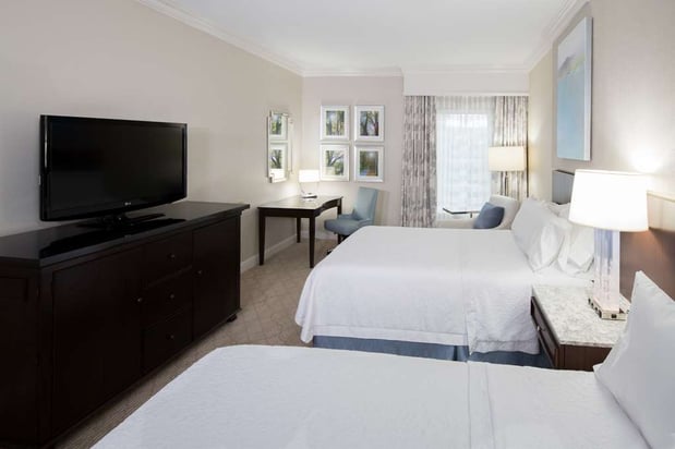 Images Hampton Inn & Suites Charlotte/SouthPark at Phillips Place