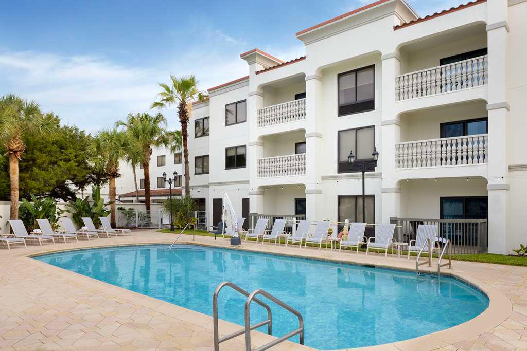 Pool Hampton Inn & Suites St. Augustine-Vilano Beach Saint Augustine (904)827-9797