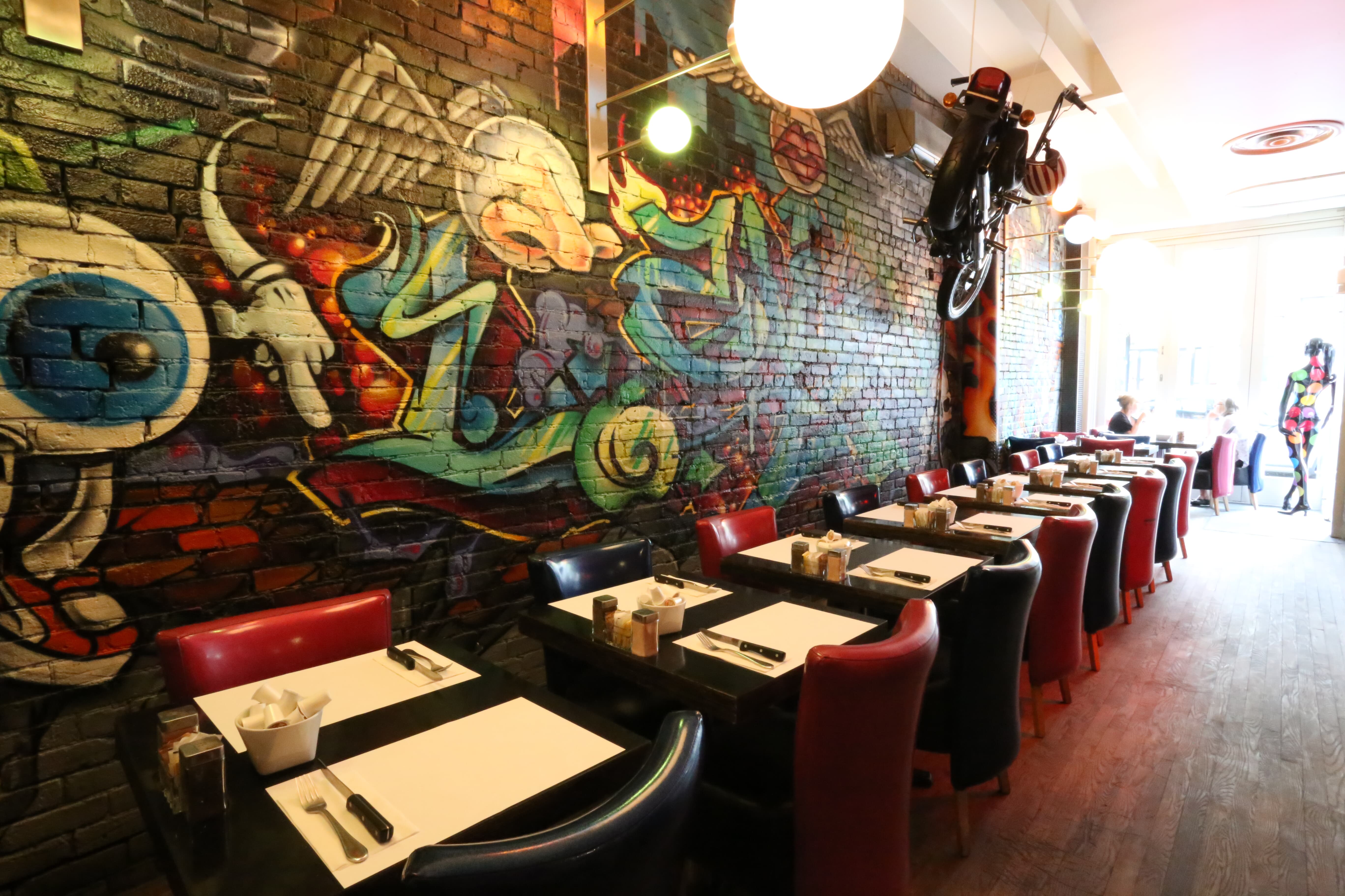 Restaurant L'Avenue Mont-Royal