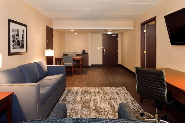 Images DoubleTree by Hilton Hotel Pittsburgh - Cranberry
