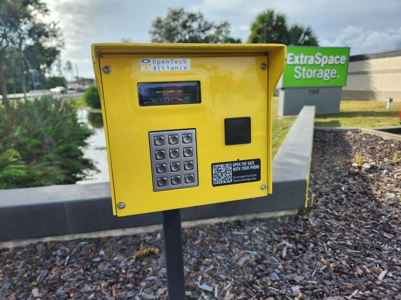 Images Extra Space Storage