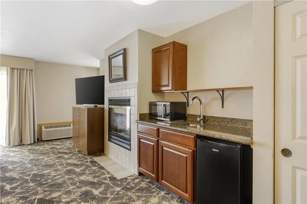 Images Best Western Plus Riverfront Hotel and Suites