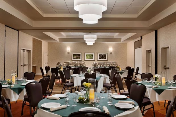 Images Hilton Garden Inn Medford