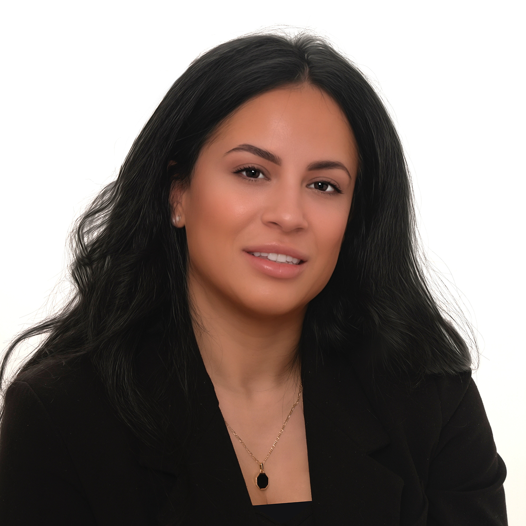 Headshot of Dalia Alramlawi