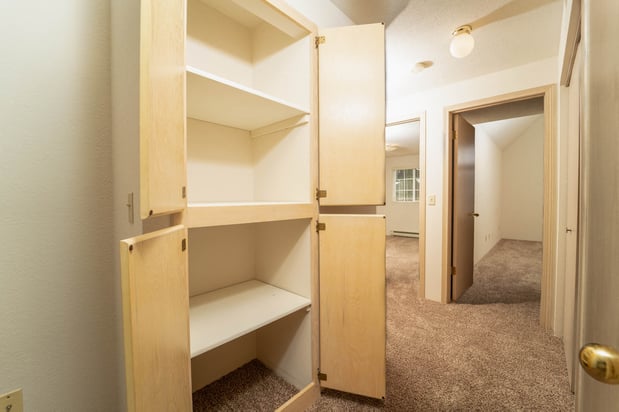 Images Morning Glory Circle Apartments