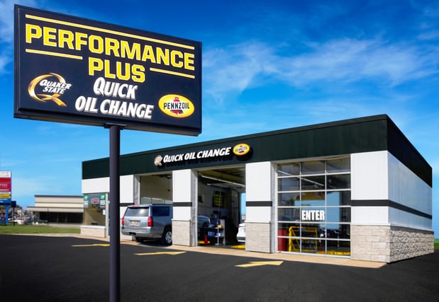 Images Performance Plus Quick Oil Change