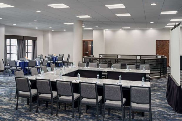 Images DoubleTree by Hilton Charlotte City Center
