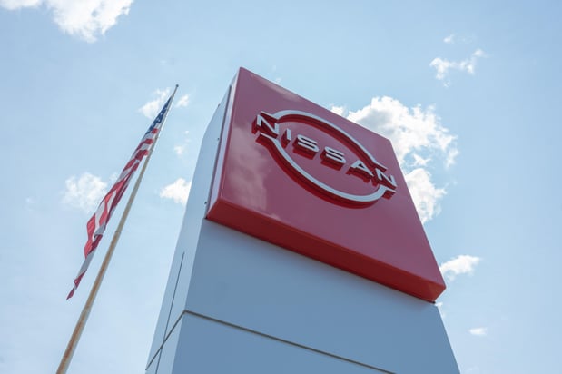 Images Russ Darrow Nissan of Milwaukee