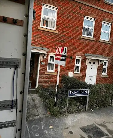 Images Relokates Removals