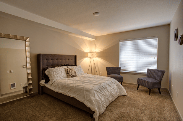 Images Commons at Redwood Creek Apartments
